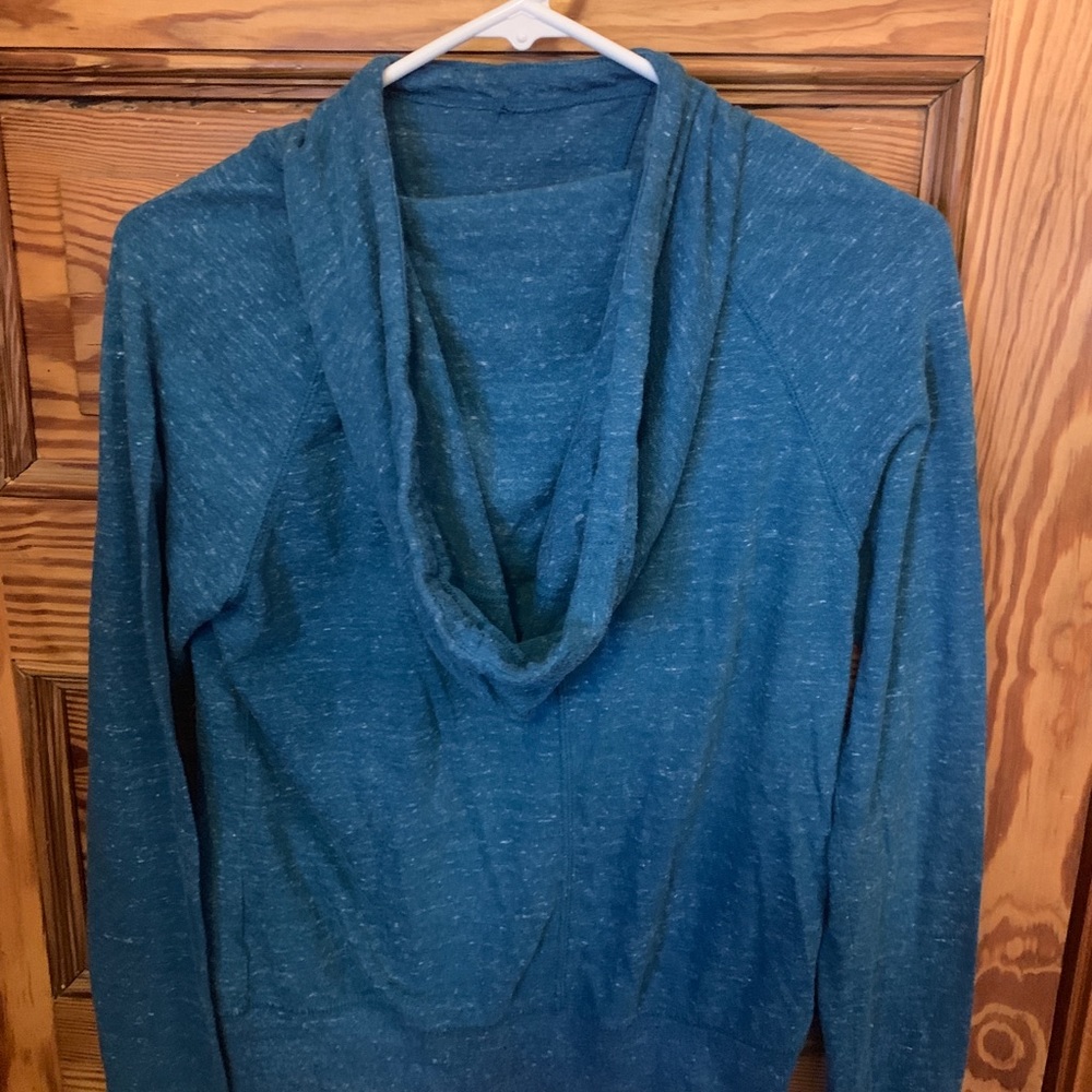 Nike pullover - Picture 2 of 3